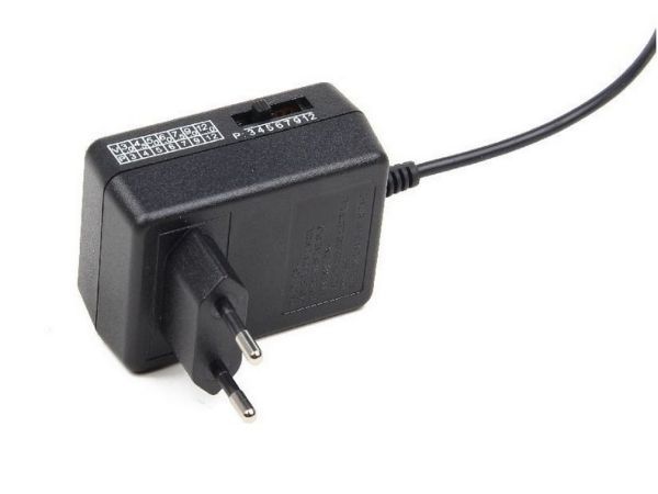 Univerzalni AC-DC adapter, ispravljač, napajanje 220V/24W